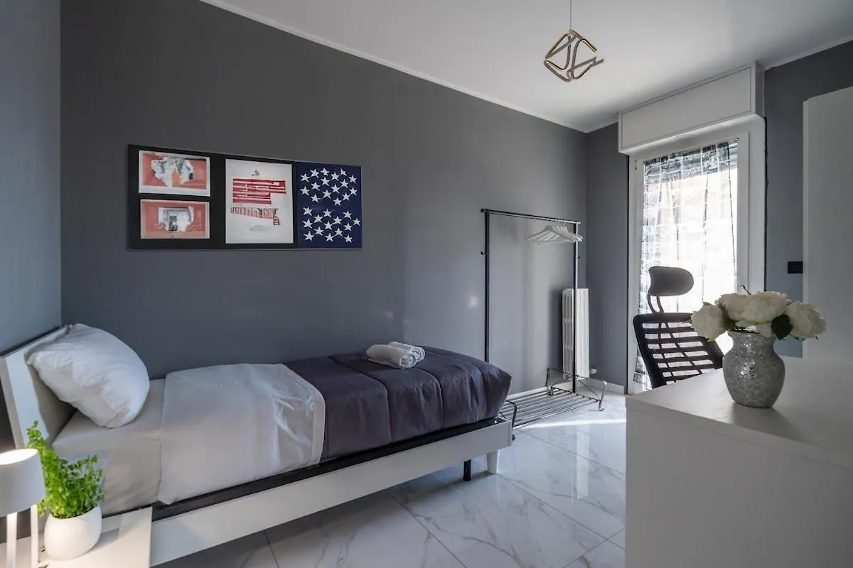 New Apartment With 4 Bedrooms Milan