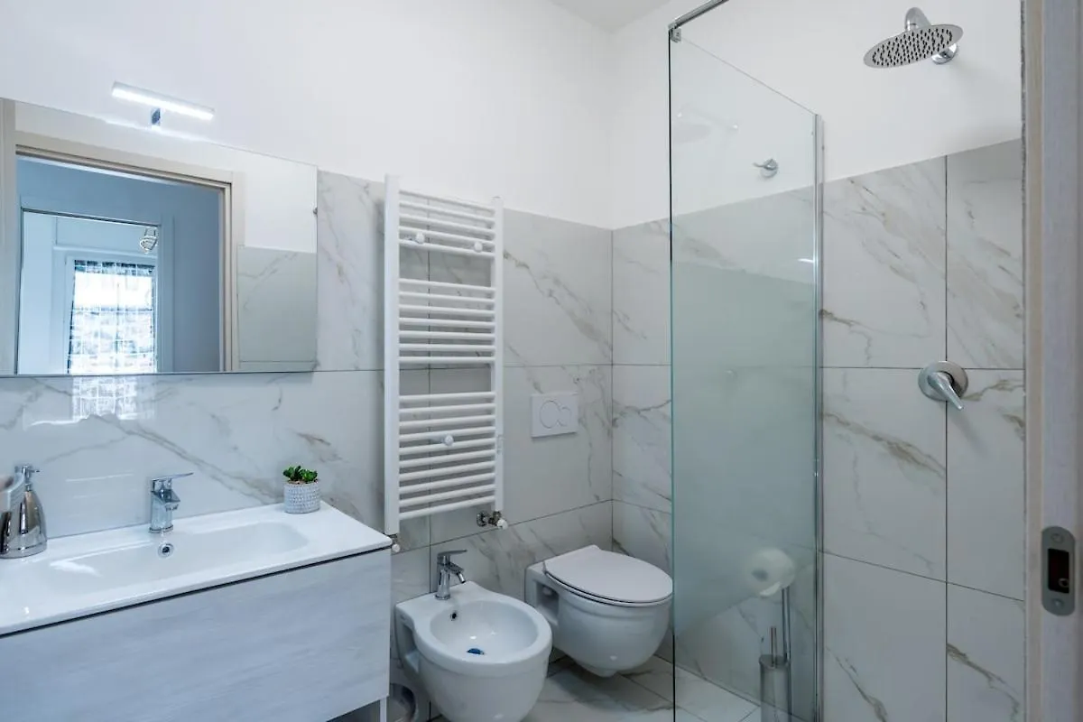 New Apartment With 4 Bedrooms Milan