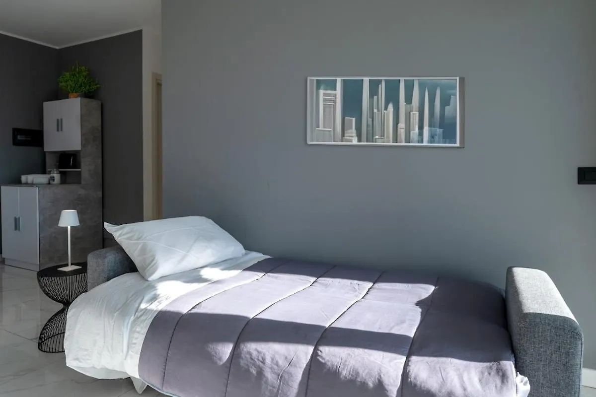 New Apartment With 4 Bedrooms Milan