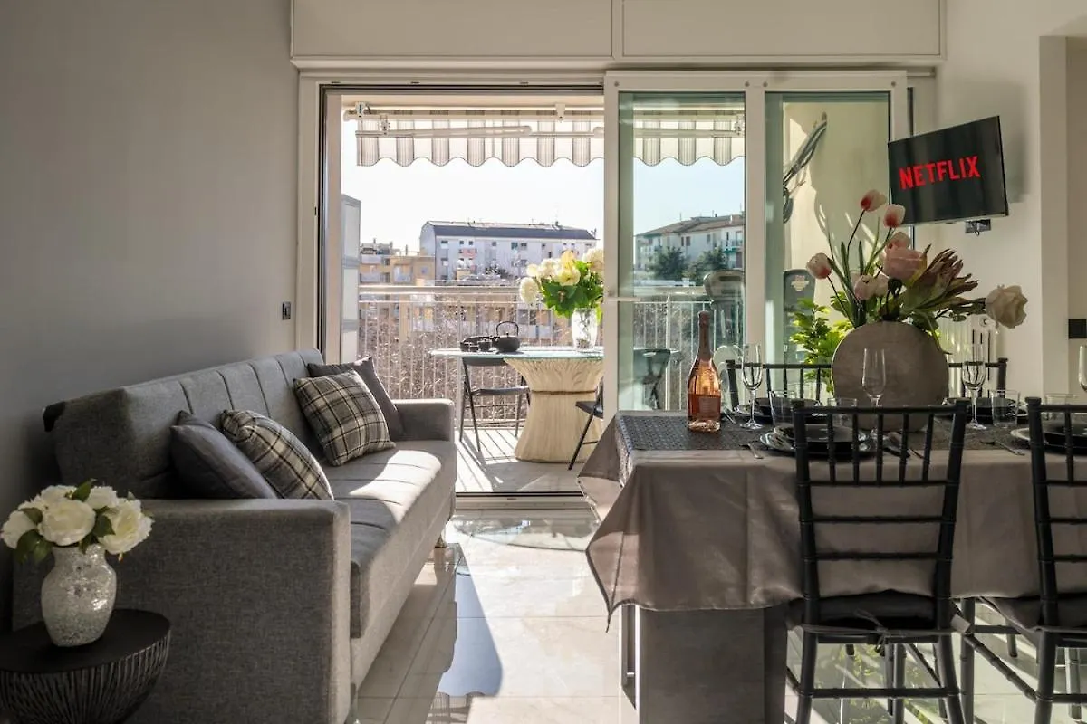 New Apartment With 4 Bedrooms Milan