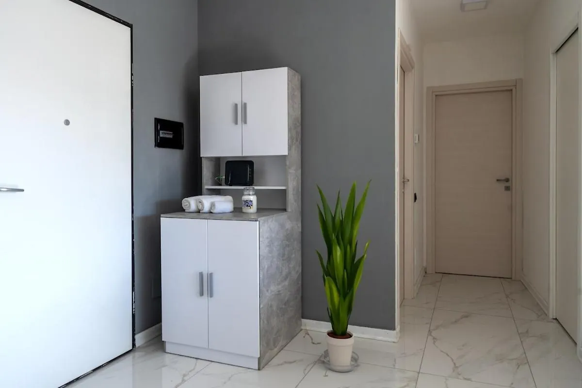 New Apartment With 4 Bedrooms Milan Italy